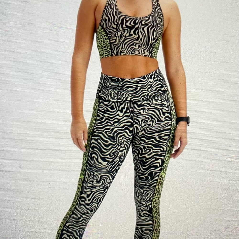 Fabletics On-The-Go PowerHold High-Waisted Legging